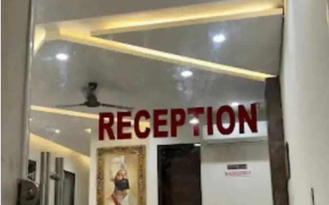 Goroomgo 11 Inn Ludhiana