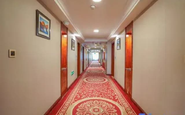 Marjan Hotel (International Grand Bazaar & People's Hospital Branch)
