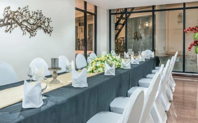 Marcian Garden Hotel