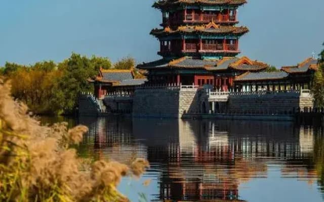 Shanxi Yuetu Hotel (Jinyang Lake Convention and Exhibition Center Wanxiang City Branch)