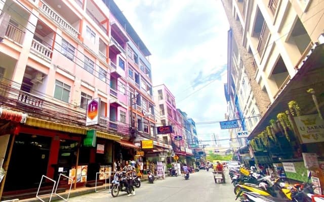 Lan Baanburi