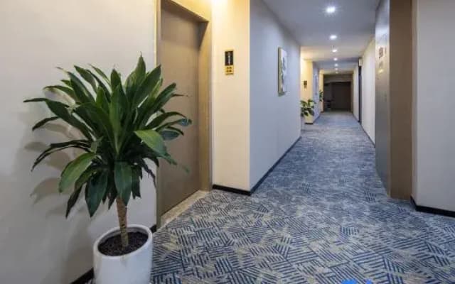 Wanjiang Rice Hotel (Chongqing Ciqikou Guzhen Branch)