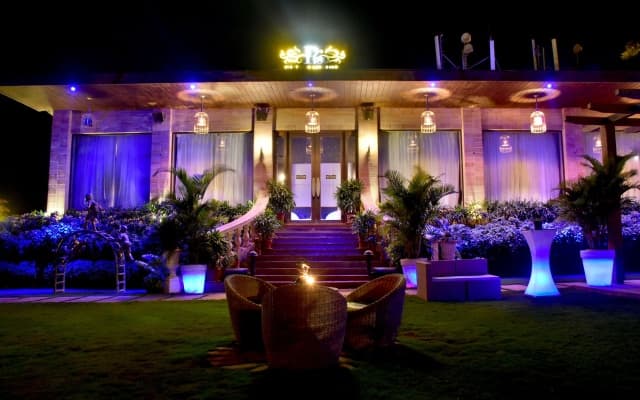 Della Resorts