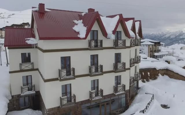 Отель Ereto