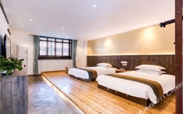 Lanbowan Hotel