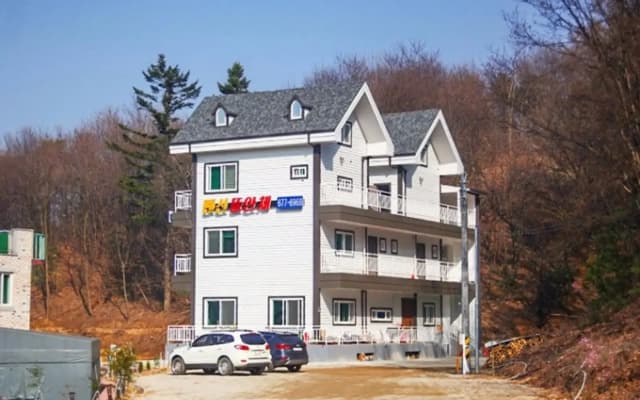 Anseong Pension Ddeulanche