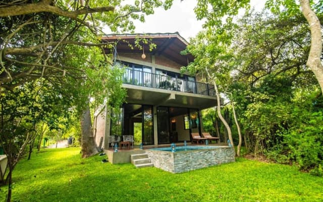 Flameback Eco Lodge