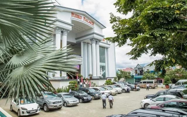7S Hotel Pleiku