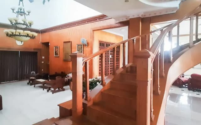 Urbanview Homestay Cendrawasih By RedDoorz