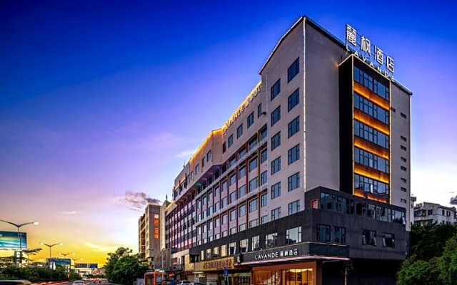 Guangdong Deer Lake Spa Holiday Hotel