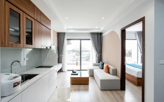 FLESTA Nui Truc Serviced Apartment & Hotel
