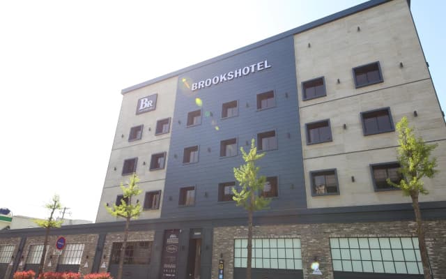 Brooks Hotel