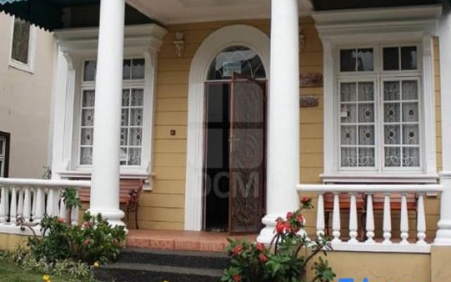 Villa Kota Bunga Dahlia