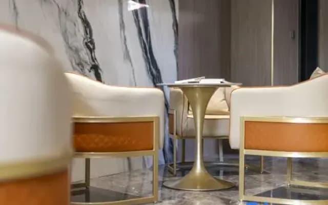 Pinzhi Hotel