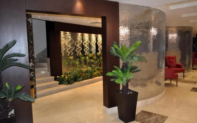 Golden Park Hotel