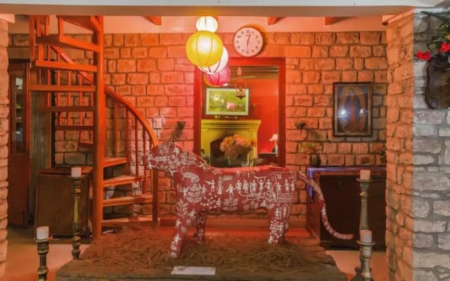 Two Chimneys - Pura Stays