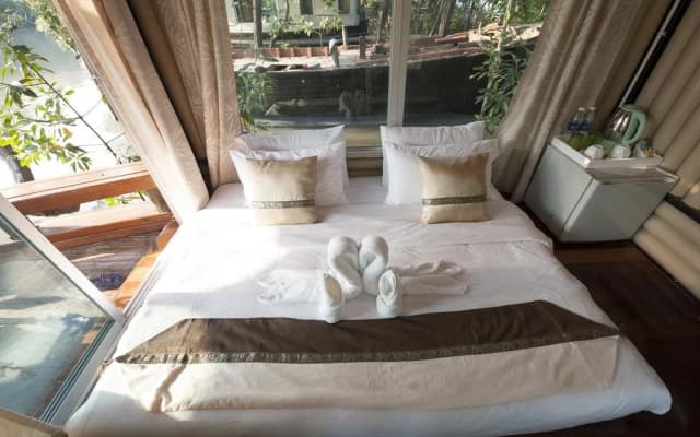 Ratathara Resort