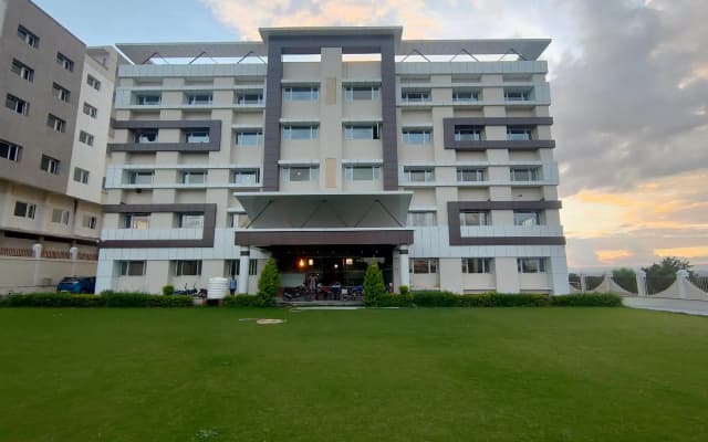 The Sky Imperial  Hotel Gopal Darshan