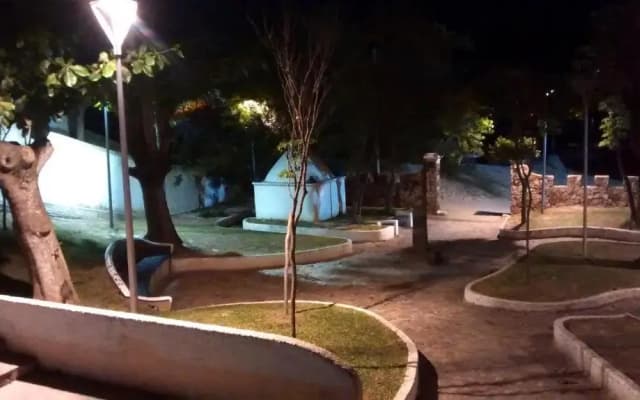 Prainha Lindo Apto com 02 quartos e 02 vagas de garagem