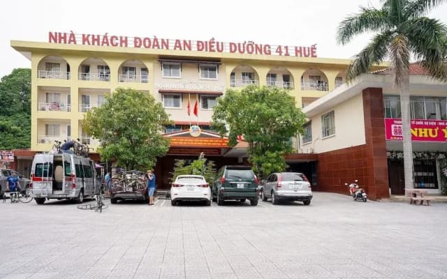 AD 41 Hotel