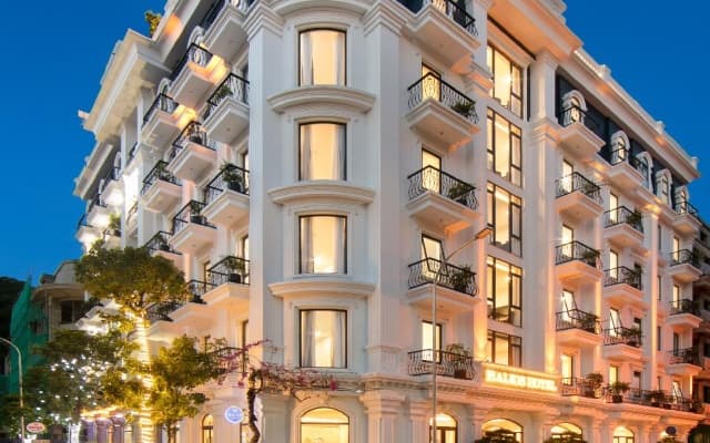 Halios Hotel Halong