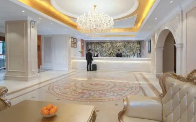Vienna Hotel (Nanchang New Hongcheng Market, Huaqiaocheng)