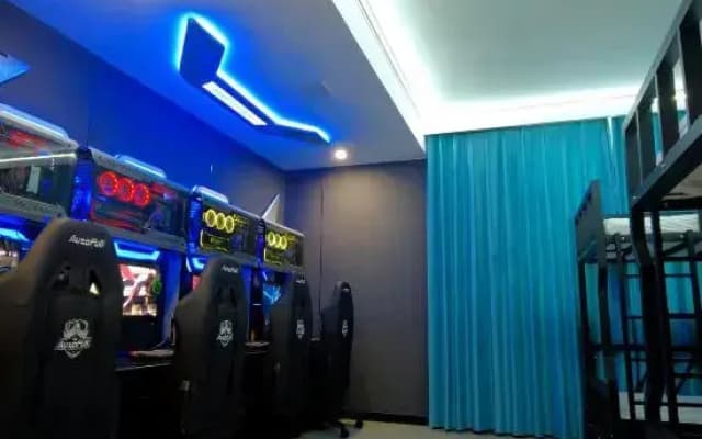 Linzhou Yunhai E-sports Hotel