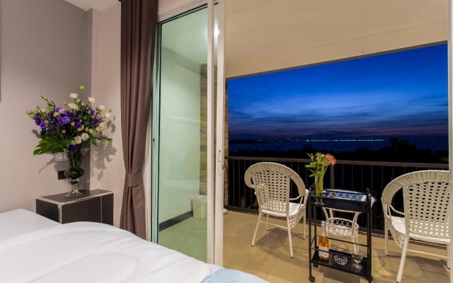 Chalita Goodview