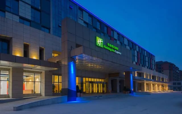 Holiday Inn Express Zhengzhou Airport, An Ihg Hotel