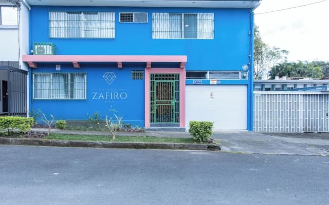 Casa Zafiro B&B