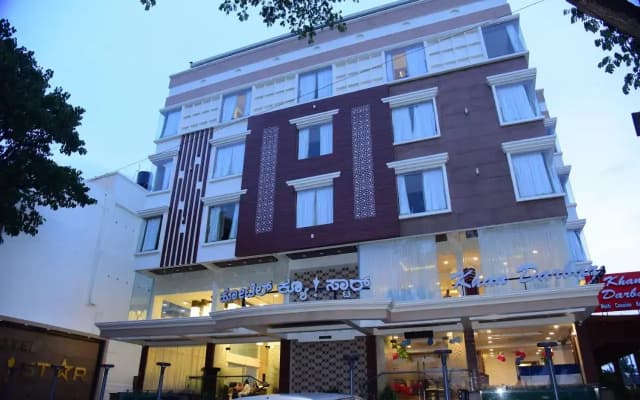 Hotel Q ! Star