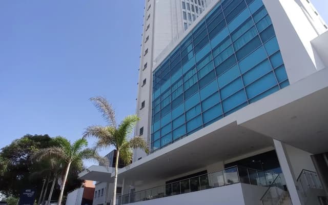 Hotel Dorado Plaza Alto Prado