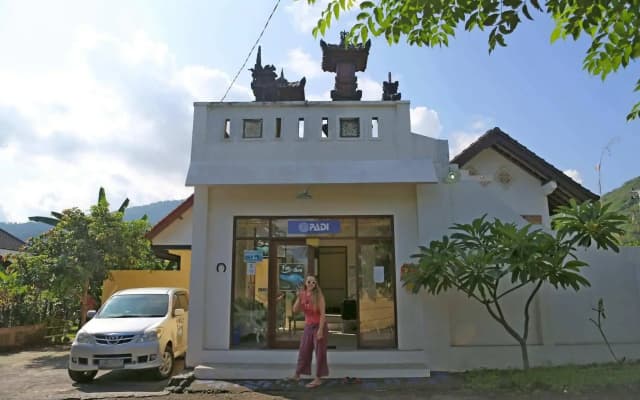 Bali Fab Dive Center - Hostel