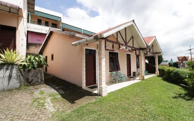 Villa Keluarga Bre Batunanggar