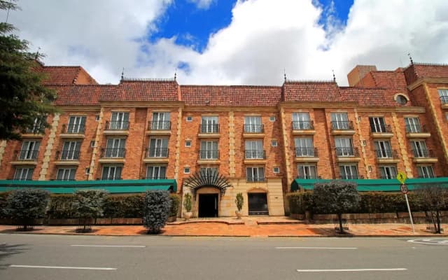 Отель Windsor House Inn By Geh Suites