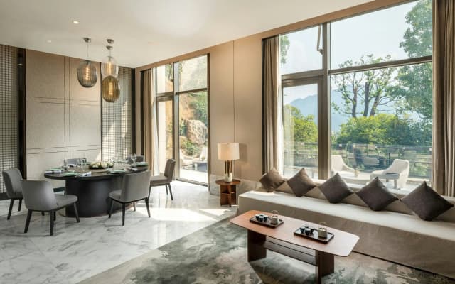 Conrad Hangzhou Tonglu
