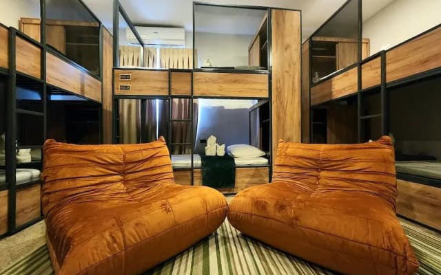 Prince Express Inn