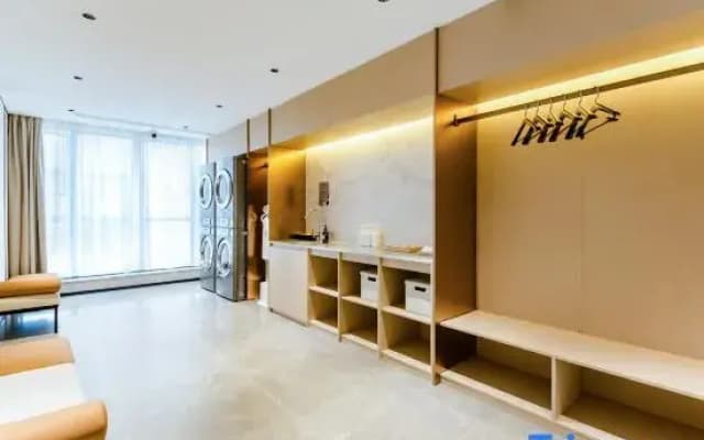 Starway Hotel (Zhengzhou Dengfeng Shicong Road)