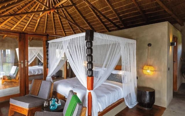 Suricata Boma Lodge