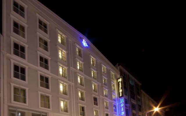 Mirel Otel