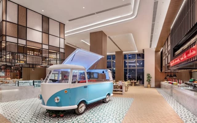 Holiday Inn Hotel & Suites Wuhan New City by IHG
