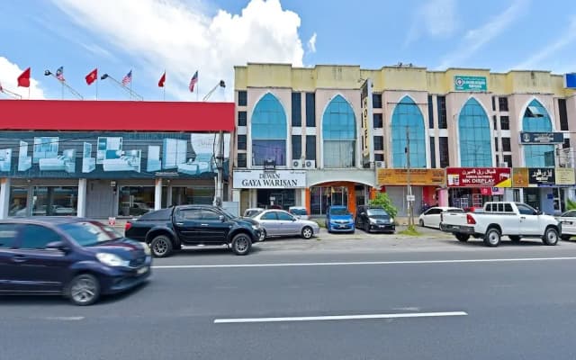 OYO 90593 Hotel Bajet Gaya Warisan