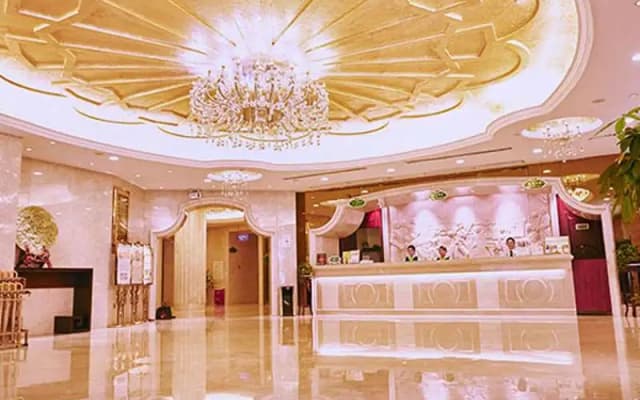 Vienna Hotel Guiyang Yunyan Baoshan North Road Brand