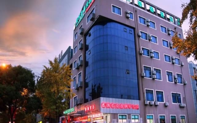 GreenTree Inn Suzhou Shi Road North Tongjing Road Subway Station Express Hotel