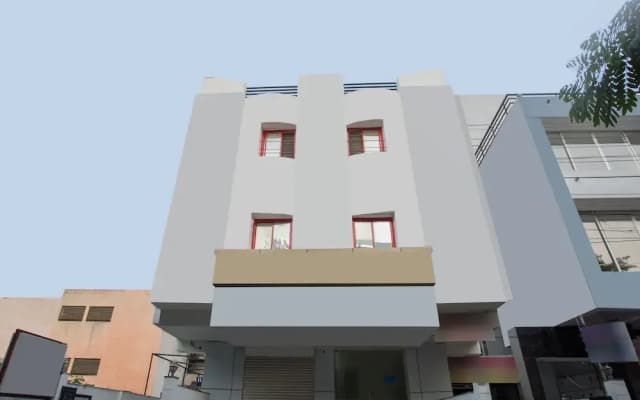 OYO 9903 Hotel Care Residency