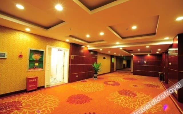 Yulin Hotel