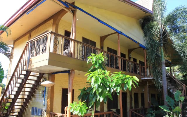 Darayonan Lodge