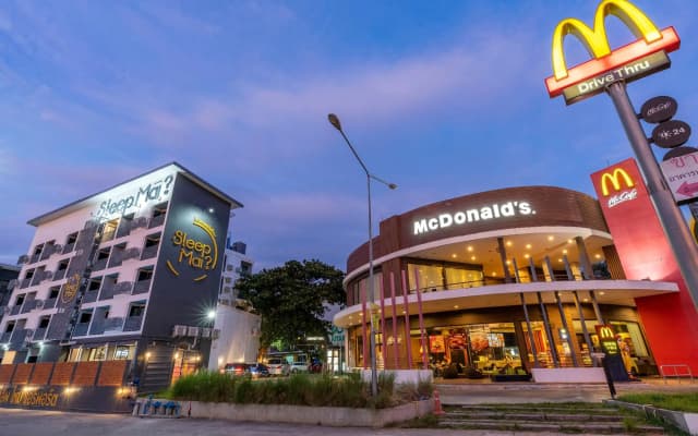 Sleep Mai Chiang Mai Airport Lifestyle Hotel