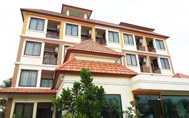 Sasi Nonthaburi Hotel