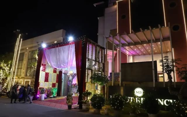 Hotel Mukut Regency